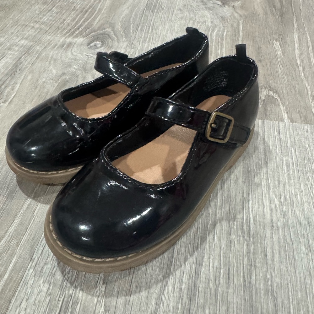 Old navy size 9 Mary Jane